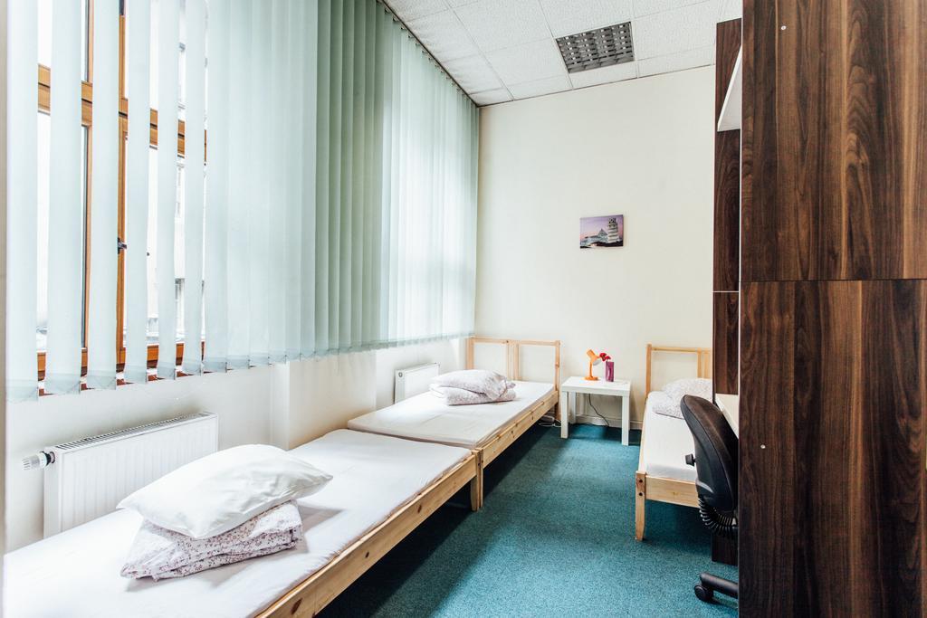 Hostel Kamienica Rynek 7 Katowice Exteriör bild