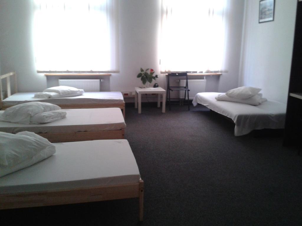 Hostel Kamienica Rynek 7 Katowice Rum bild