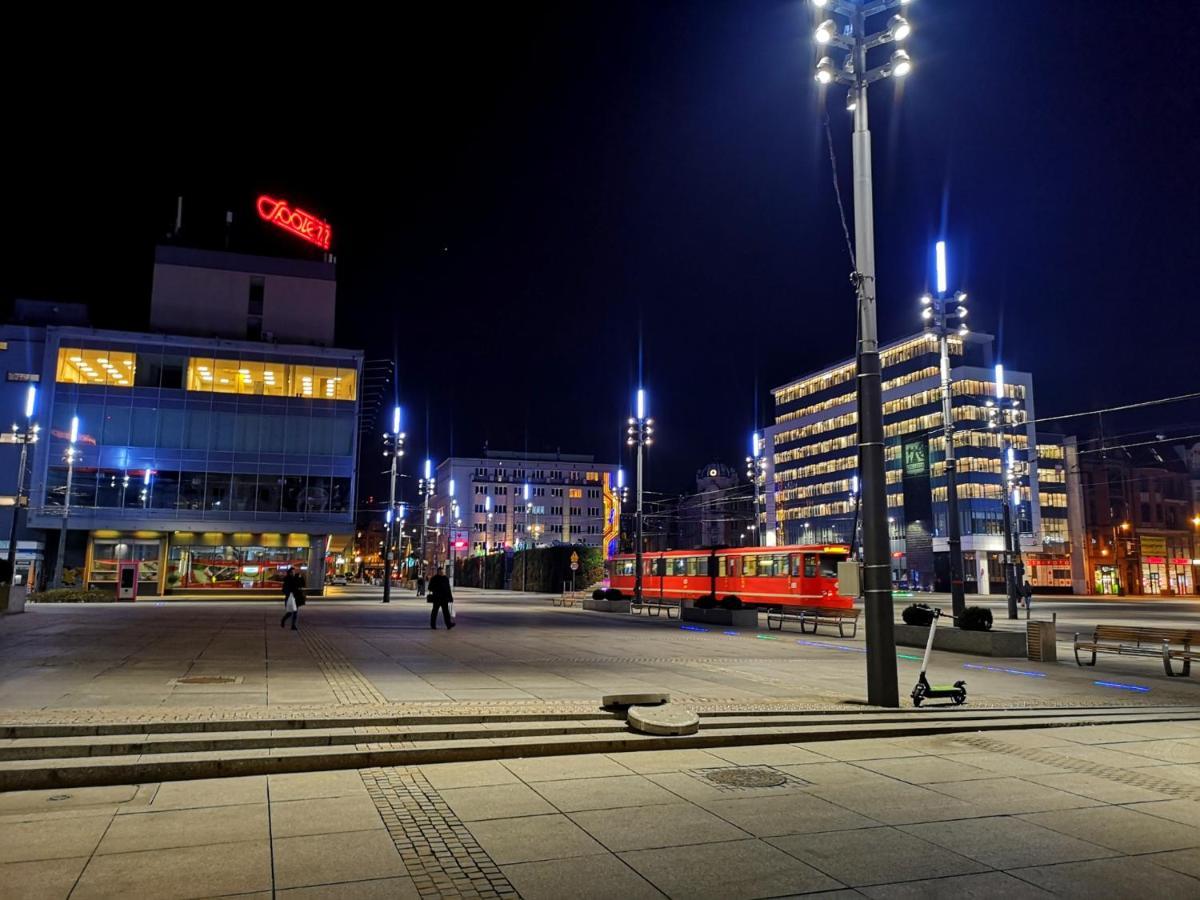 Hostel Kamienica Rynek 7 Katowice Exteriör bild